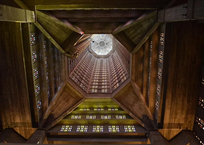 Le D'arsene Avec Terrasse Et Garage En Option A 200 M De La אטרטאט