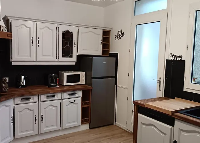 Le D'arsene Avec Terrasse Et Garage En Option A 200 M De La