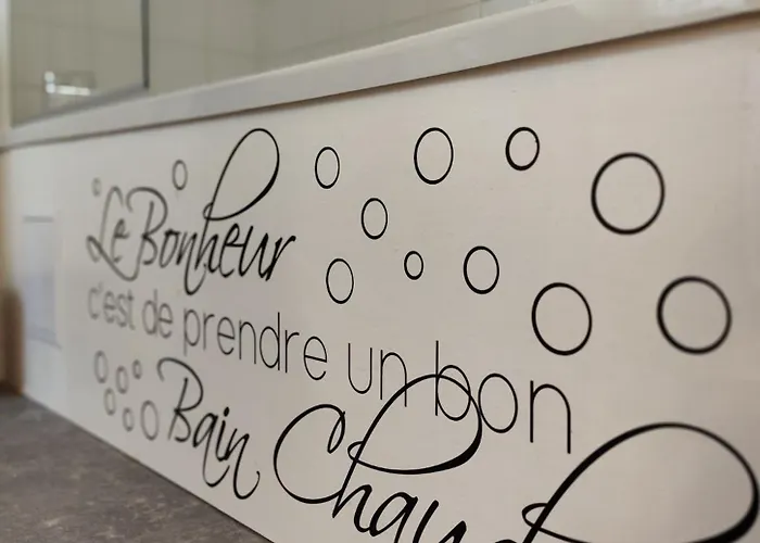 Le D'arsene Avec Terrasse Et Garage En Option A 200 M De La *